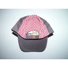 Piros-fehér kockás csajos baseball sapka ~3-5 év