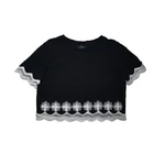 Kép a(z) 158/164-es csipkeszegélyes rövid top termékhez