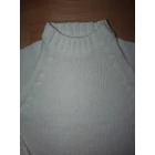 128/134-es vajszínű kötött lány pulóver