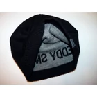 Fekete kötött átmeneti sapka ~4-7 év