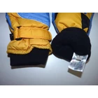 Ötujjas, orkános bélelt kesztyű ~4-6 év Ötujjas, orkános bélelt kesztyű ~4-6 év