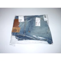 Kép a(z) Új, 146-os H&M Denim koptatott farmer térdnadrág termékhez Kép a(z) Új, 146-os H&M Denim koptatott farmer térdnadrág termékhez