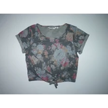 Kép a(z) 146-os elől megkötős vagány nyári top termékhez Kép a(z) 146-os elől megkötős vagány nyári top termékhez